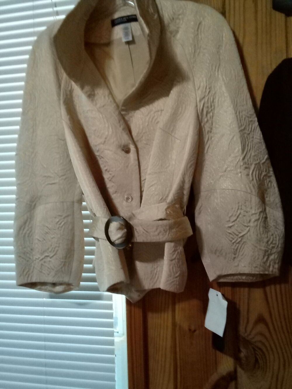 NWT JONES NEW YORK ALABASTER TAN GOLD LINED JACKET SZ L